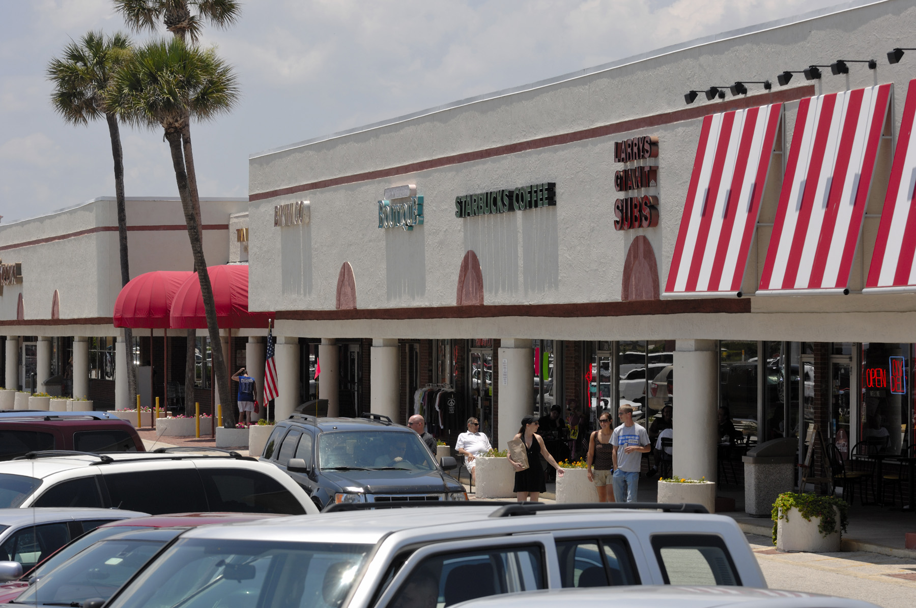 Granada Plaza Shopping Center
